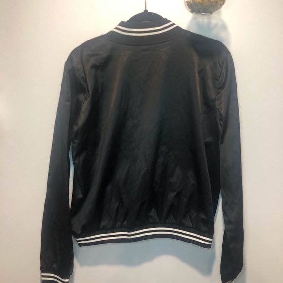 ✨2/$50 ✨ AMERICAN EAGLE BLACK SATIN BOMBER JACKET✨ - Picture 4 of 4